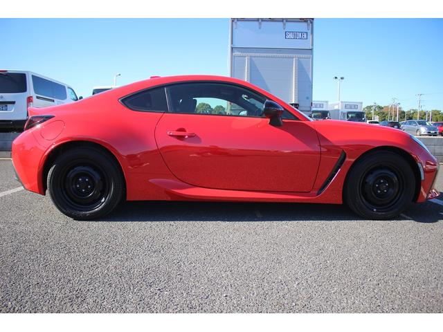 ＧＲ８６ ＲＣ　後期型　禁煙車　ワンオーナー　６速マニュアル　レーダークルーズコントロール　ＥＴＣ２．０　ＬＥＤヘッドライト　電動格納ミラー　クリアランスソナー　プッシュスタート　充電用ＵＳＢ端子（15枚目）