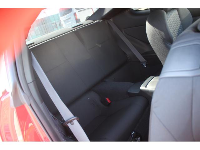 ＧＲ８６ ＲＣ　後期型　禁煙車　ワンオーナー　６速マニュアル　レーダークルーズコントロール　ＥＴＣ２．０　ＬＥＤヘッドライト　電動格納ミラー　クリアランスソナー　プッシュスタート　充電用ＵＳＢ端子（33枚目）