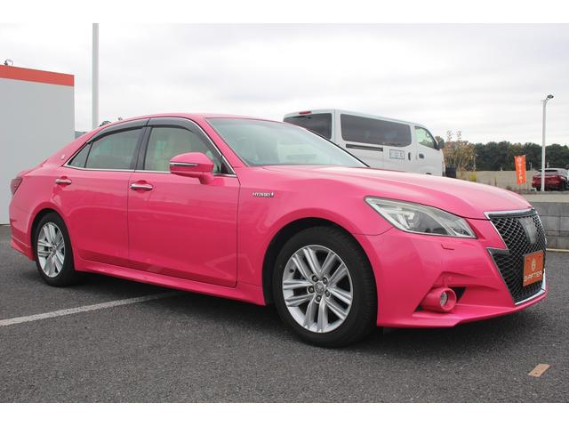 クラウンハイブリッド アスリートＧ　禁煙車　純正８型ナビ　フルセグＴＶ　バックカメラ　白革シート　衝突軽減ブレーキ　レーダークルーズコントロール　ＥＴＣ　ＬＥＤヘッドライト　ブラインドスポットモニター　シートヒーター・シートエアコン（9枚目）