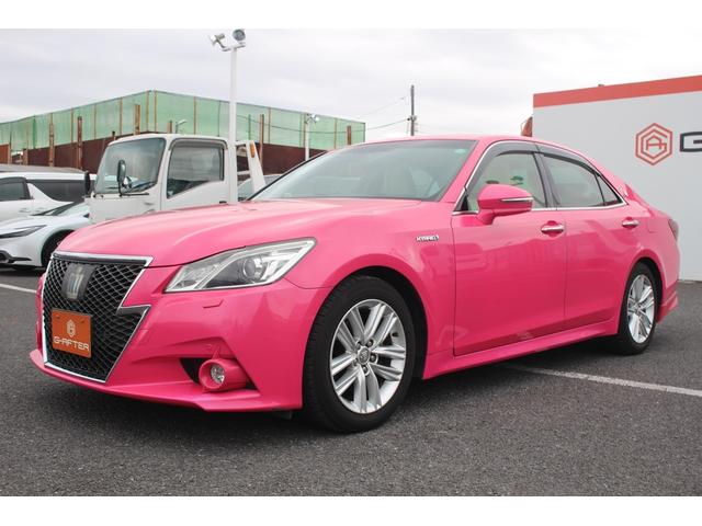 クラウンハイブリッド アスリートＧ　禁煙車　純正８型ナビ　フルセグＴＶ　バックカメラ　白革シート　衝突軽減ブレーキ　レーダークルーズコントロール　ＥＴＣ　ＬＥＤヘッドライト　ブラインドスポットモニター　シートヒーター・シートエアコン（11枚目）