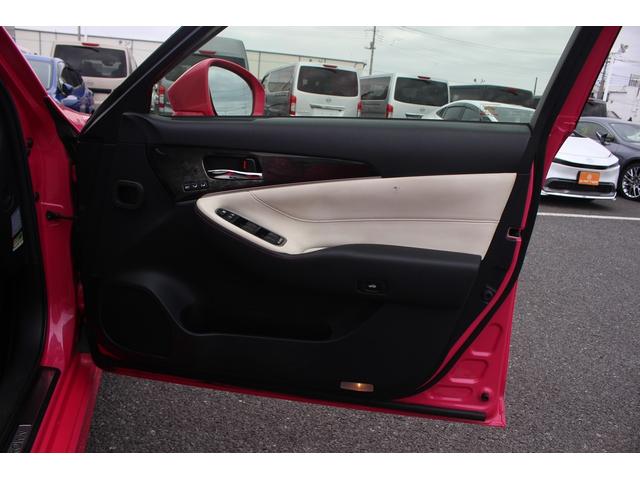 クラウンハイブリッド アスリートＧ　禁煙車　純正８型ナビ　フルセグＴＶ　バックカメラ　白革シート　衝突軽減ブレーキ　レーダークルーズコントロール　ＥＴＣ　ＬＥＤヘッドライト　ブラインドスポットモニター　シートヒーター・シートエアコン（38枚目）