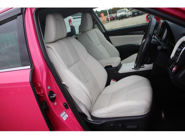 クラウンハイブリッド アスリートＧ　禁煙車　純正８型ナビ　フルセグＴＶ　バックカメラ　白革シート　衝突軽減ブレーキ　レーダークルーズコントロール　ＥＴＣ　ＬＥＤヘッドライト　ブラインドスポットモニター　シートヒーター・シートエアコン（40枚目）