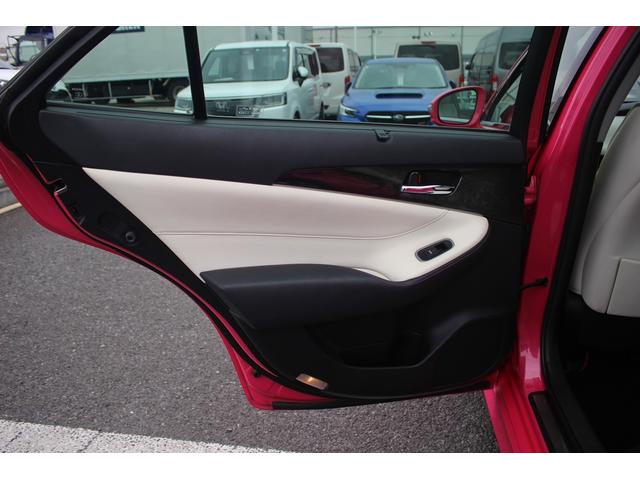 クラウンハイブリッド アスリートＧ　禁煙車　純正８型ナビ　フルセグＴＶ　バックカメラ　白革シート　衝突軽減ブレーキ　レーダークルーズコントロール　ＥＴＣ　ＬＥＤヘッドライト　ブラインドスポットモニター　シートヒーター・シートエアコン（43枚目）