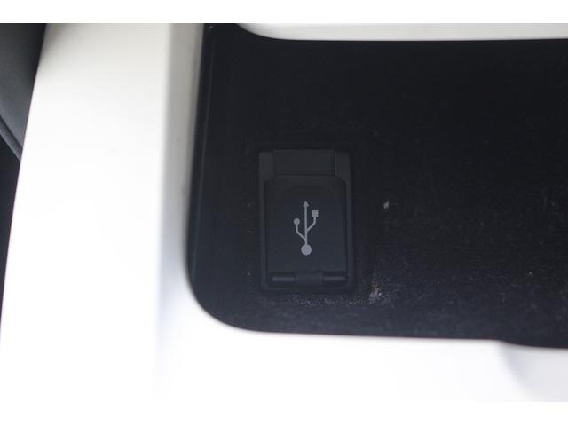 クラウンハイブリッド アスリートＧ　禁煙車　純正８型ナビ　フルセグＴＶ　バックカメラ　白革シート　衝突軽減ブレーキ　レーダークルーズコントロール　ＥＴＣ　ＬＥＤヘッドライト　ブラインドスポットモニター　シートヒーター・シートエアコン（61枚目）