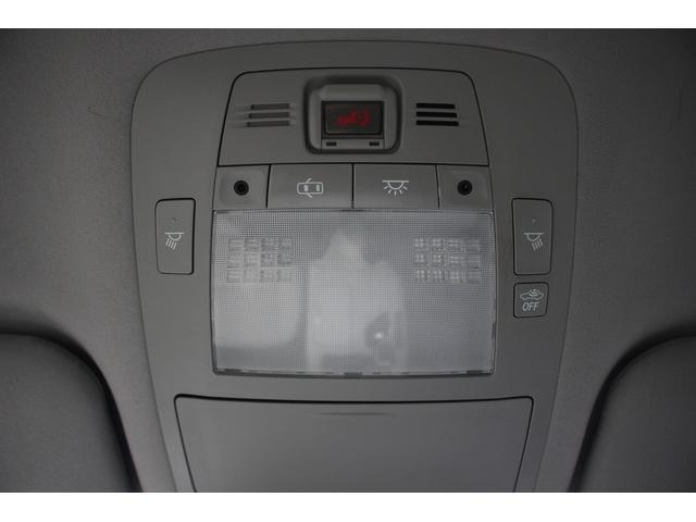 クラウンハイブリッド アスリートＧ　禁煙車　純正８型ナビ　フルセグＴＶ　バックカメラ　白革シート　衝突軽減ブレーキ　レーダークルーズコントロール　ＥＴＣ　ＬＥＤヘッドライト　ブラインドスポットモニター　シートヒーター・シートエアコン（65枚目）