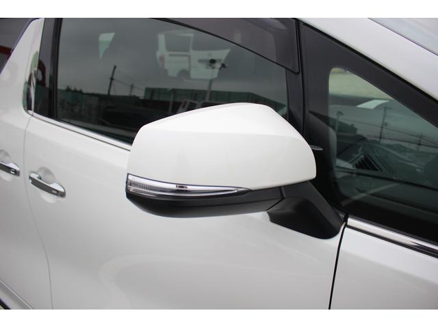 ヴェルファイア ２．５Ｚ　ゴールデンアイズ　後期型　禁煙車　純正１０．５型ナビ　モデリスタフルエアロ　サンルーフ　後席モニター　電動リアゲート　バックカメラ　ＬＥＤヘッドライト　ＥＴＣ２．０　衝突軽減ブレーキ　ウォークスルー（30枚目）