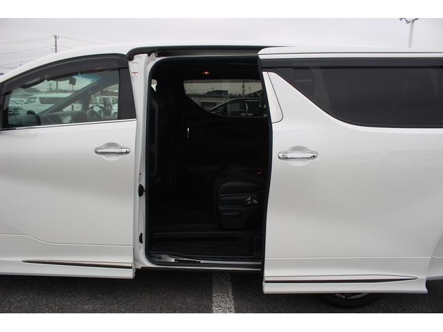 ヴェルファイア ２．５Ｚ　ゴールデンアイズ　後期型　禁煙車　純正１０．５型ナビ　モデリスタフルエアロ　サンルーフ　後席モニター　電動リアゲート　バックカメラ　ＬＥＤヘッドライト　ＥＴＣ２．０　衝突軽減ブレーキ　ウォークスルー（40枚目）