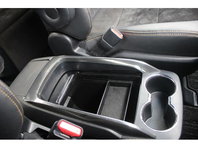 ヴェルファイア ２．５Ｚ　ゴールデンアイズ　後期型　禁煙車　純正１０．５型ナビ　モデリスタフルエアロ　サンルーフ　後席モニター　電動リアゲート　バックカメラ　ＬＥＤヘッドライト　ＥＴＣ２．０　衝突軽減ブレーキ　ウォークスルー（67枚目）