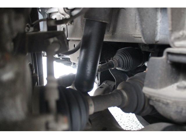 キャラバン 　禁煙車　純正ナビ　ワンオーナー　フルセグＴＶ　革シート　シートヒーター　両側電動スライドドア　ＬＥＤヘッドライト　クリアランスソナー　衝突軽減ブレーキ　ＥＴＣ　純正１５インチアルミホイール（33枚目）