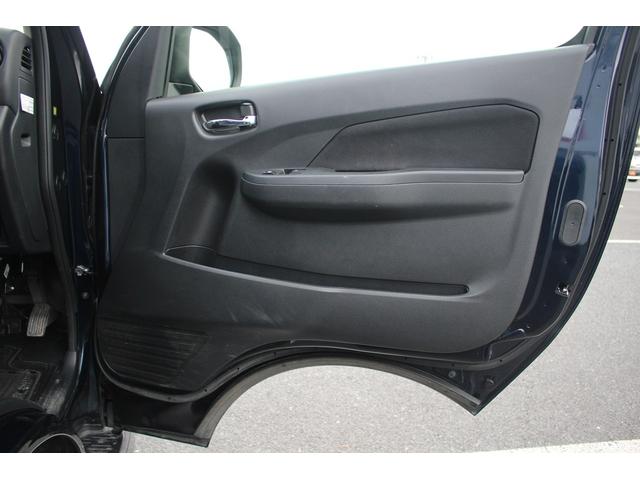 キャラバン 　禁煙車　純正ナビ　ワンオーナー　フルセグＴＶ　革シート　シートヒーター　両側電動スライドドア　ＬＥＤヘッドライト　クリアランスソナー　衝突軽減ブレーキ　ＥＴＣ　純正１５インチアルミホイール（36枚目）