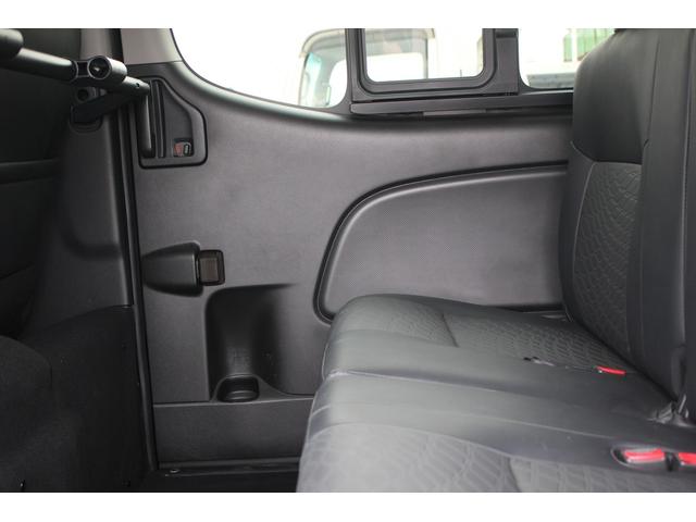 キャラバン 　禁煙車　純正ナビ　ワンオーナー　フルセグＴＶ　革シート　シートヒーター　両側電動スライドドア　ＬＥＤヘッドライト　クリアランスソナー　衝突軽減ブレーキ　ＥＴＣ　純正１５インチアルミホイール（39枚目）