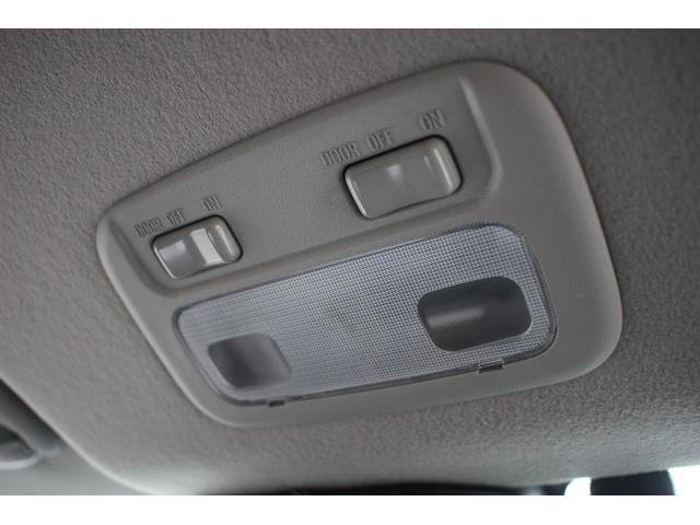 キャラバン 　禁煙車　純正ナビ　ワンオーナー　フルセグＴＶ　革シート　シートヒーター　両側電動スライドドア　ＬＥＤヘッドライト　クリアランスソナー　衝突軽減ブレーキ　ＥＴＣ　純正１５インチアルミホイール（75枚目）