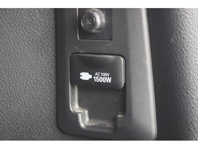 ヴェルファイアハイブリッド ＺＲ　Ｇエディション　後期型　禁煙車　純正１０．５インチナビ　ＪＢＬサウンド　フルセグＴＶ　全周囲カメラ　モデリスタフルエアロ　サンルーフ　ＥＴＣ２．０　衝突軽減ブレーキ　電動リアゲート　ＬＥＤヘッドライト（76枚目）