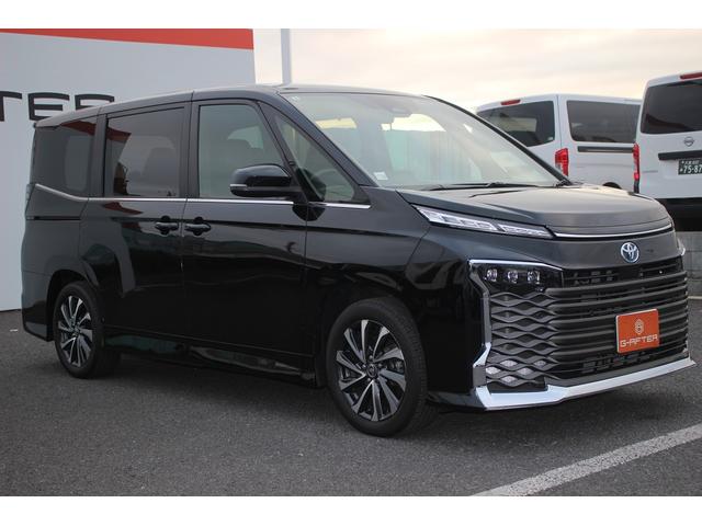 ヴォクシー ハイブリッドＳ－Ｚ　禁煙車　純正１０．５インチディスプレイオーディオナビ　１５００Ｗ給電　バックカメラ　アダプティブクルーズコントロール　シートヒーター　両側電動スライドドア　フルセグＴＶ　ＥＴＣ２．０（9枚目）