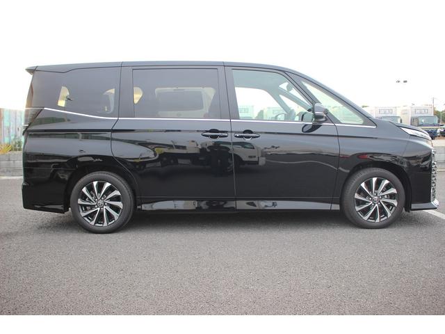 ヴォクシー ハイブリッドＳ－Ｚ　禁煙車　純正１０．５インチディスプレイオーディオナビ　１５００Ｗ給電　バックカメラ　アダプティブクルーズコントロール　シートヒーター　両側電動スライドドア　フルセグＴＶ　ＥＴＣ２．０（16枚目）