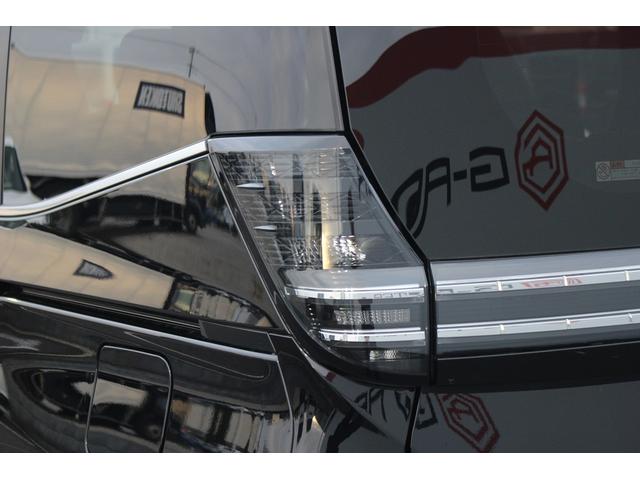 ヴォクシー ハイブリッドＳ－Ｚ　禁煙車　純正１０．５インチディスプレイオーディオナビ　１５００Ｗ給電　バックカメラ　アダプティブクルーズコントロール　シートヒーター　両側電動スライドドア　フルセグＴＶ　ＥＴＣ２．０（27枚目）