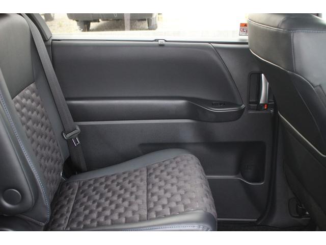 ヴォクシー ハイブリッドＳ－Ｚ　禁煙車　純正１０．５インチディスプレイオーディオナビ　１５００Ｗ給電　バックカメラ　アダプティブクルーズコントロール　シートヒーター　両側電動スライドドア　フルセグＴＶ　ＥＴＣ２．０（37枚目）