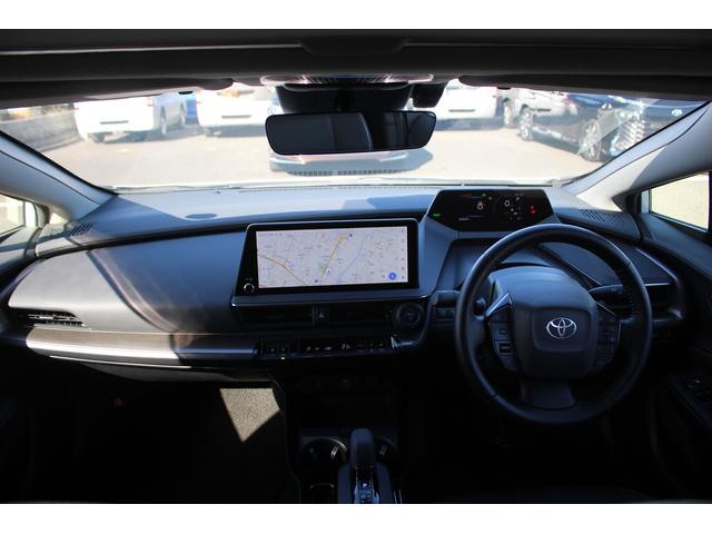 プリウス Ｚ　禁煙車　ワンオーナー　サンルーフ　純正１２．３インチディスプレイオーディオ　アダプティブクルーズコントロール　パノラミックビューモニター　電動リアゲート　１５００Ｗ給電　黒革シート　ＥＴＣ２．０（20枚目）