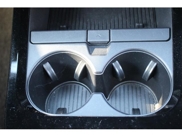 プリウス Ｚ　禁煙車　ワンオーナー　サンルーフ　純正１２．３インチディスプレイオーディオ　アダプティブクルーズコントロール　パノラミックビューモニター　電動リアゲート　１５００Ｗ給電　黒革シート　ＥＴＣ２．０（31枚目）