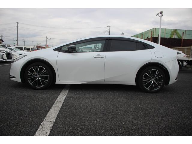 プリウス Ｚ　禁煙車　ワンオーナー　サンルーフ　純正１２．３インチディスプレイオーディオ　アダプティブクルーズコントロール　パノラミックビューモニター　電動リアゲート　１５００Ｗ給電　黒革シート　ＥＴＣ２．０（37枚目）