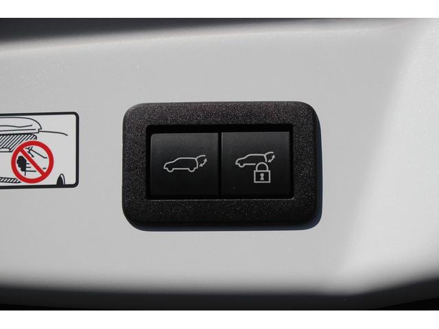 プリウス Ｚ　禁煙車　ワンオーナー　サンルーフ　純正１２．３インチディスプレイオーディオ　アダプティブクルーズコントロール　パノラミックビューモニター　電動リアゲート　１５００Ｗ給電　黒革シート　ＥＴＣ２．０（46枚目）