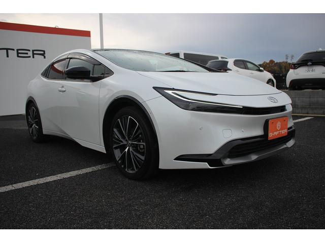 プリウス Ｚ　禁煙車　ワンオーナー　サンルーフ　純正１２．３インチディスプレイオーディオ　アダプティブクルーズコントロール　パノラミックビューモニター　電動リアゲート　１５００Ｗ給電　黒革シート　ＥＴＣ２．０（50枚目）