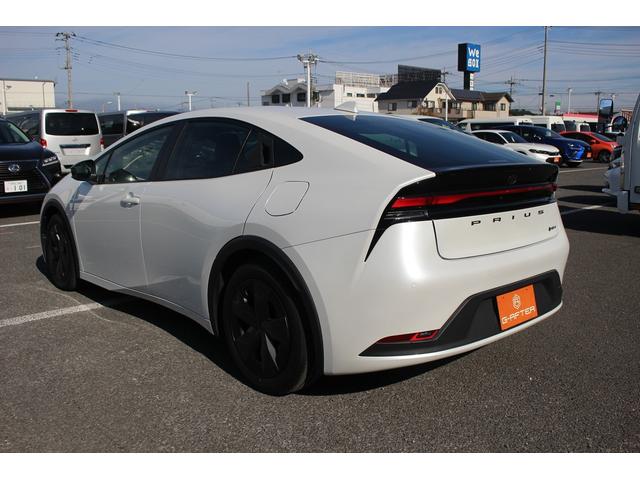 プリウス U 禁煙車 純正8インチディスプレイオーディオ パノラミックビューモニター 1500W給電 アダプティブクルーズコントロール ブラインドスポットモニター ETC2.0 フルセグTV LEDヘッドライト(11枚目)