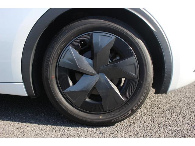 プリウス U 禁煙車 純正8インチディスプレイオーディオ パノラミックビューモニター 1500W給電 アダプティブクルーズコントロール ブラインドスポットモニター ETC2.0 フルセグTV LEDヘッドライト(17枚目)