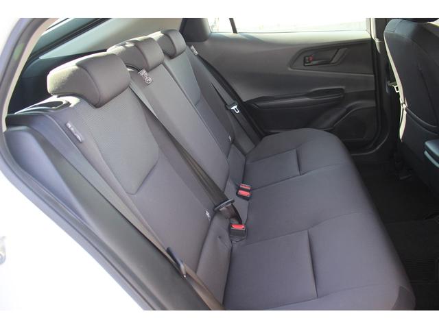 プリウス U 禁煙車 純正8インチディスプレイオーディオ パノラミックビューモニター 1500W給電 アダプティブクルーズコントロール ブラインドスポットモニター ETC2.0 フルセグTV LEDヘッドライト(33枚目)