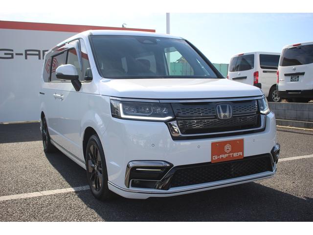 ステップワゴン ｅ：ＨＥＶスパーダ　禁煙車　Ｇａｔｈｅｒｓ９インチナビ　ブラインドスポットモニター　バックカメラ　両側電動スライドドア　アダプティブクルーズコントロール　電動リアゲート　シートヒーター　ＬＥＤヘッドライト（7枚目）