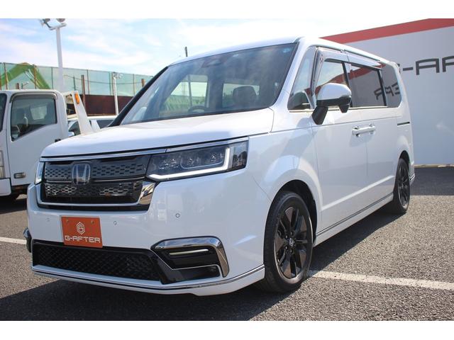 ステップワゴン ｅ：ＨＥＶスパーダ　禁煙車　Ｇａｔｈｅｒｓ９インチナビ　ブラインドスポットモニター　バックカメラ　両側電動スライドドア　アダプティブクルーズコントロール　電動リアゲート　シートヒーター　ＬＥＤヘッドライト（9枚目）