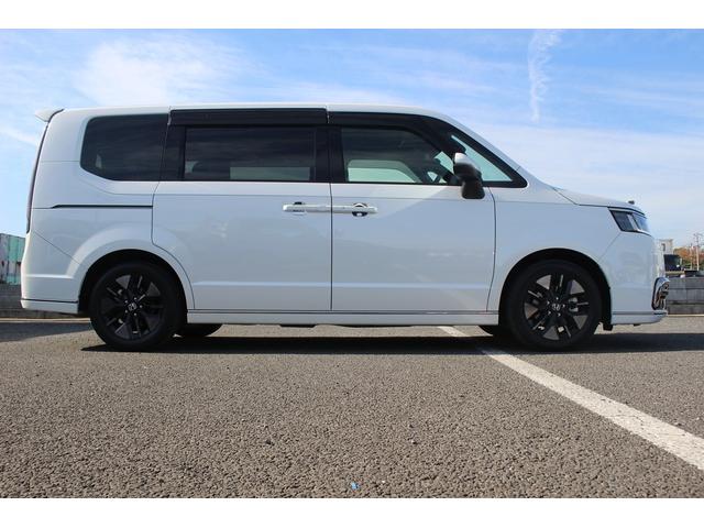 ステップワゴン ｅ：ＨＥＶスパーダ　禁煙車　Ｇａｔｈｅｒｓ９インチナビ　ブラインドスポットモニター　バックカメラ　両側電動スライドドア　アダプティブクルーズコントロール　電動リアゲート　シートヒーター　ＬＥＤヘッドライト（14枚目）