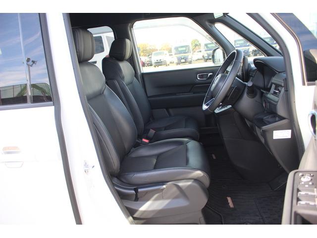 ステップワゴン ｅ：ＨＥＶスパーダ　禁煙車　Ｇａｔｈｅｒｓ９インチナビ　ブラインドスポットモニター　バックカメラ　両側電動スライドドア　アダプティブクルーズコントロール　電動リアゲート　シートヒーター　ＬＥＤヘッドライト（29枚目）