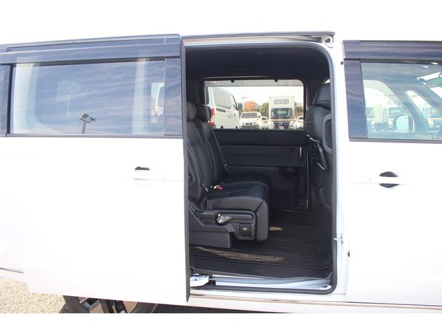 ステップワゴン ｅ：ＨＥＶスパーダ　禁煙車　Ｇａｔｈｅｒｓ９インチナビ　ブラインドスポットモニター　バックカメラ　両側電動スライドドア　アダプティブクルーズコントロール　電動リアゲート　シートヒーター　ＬＥＤヘッドライト（31枚目）