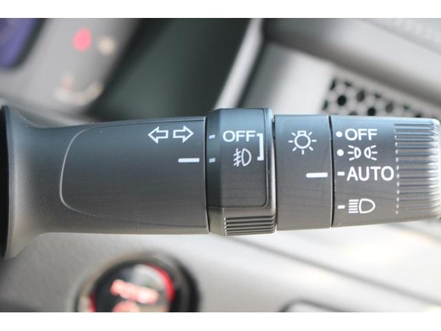 ステップワゴン ｅ：ＨＥＶスパーダ　禁煙車　Ｇａｔｈｅｒｓ９インチナビ　ブラインドスポットモニター　バックカメラ　両側電動スライドドア　アダプティブクルーズコントロール　電動リアゲート　シートヒーター　ＬＥＤヘッドライト（55枚目）