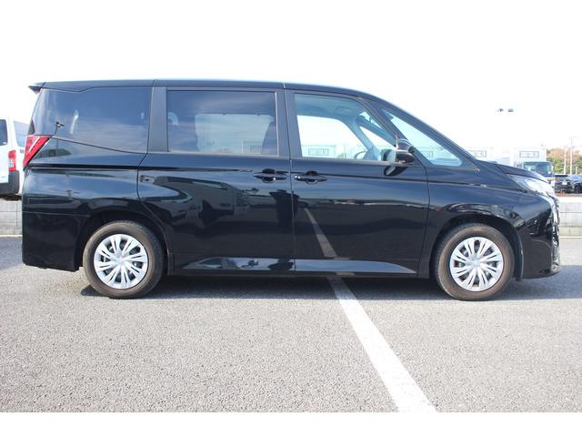 ノア X 禁煙車 9型ディスプレイオーディオ バックカメラ レーダークルーズコントロール 衝突軽減 クリアランスソナー ETC2.0 純正16インチアルミホイール LEDヘッドライト スマートプッシュスタート(15枚目)
