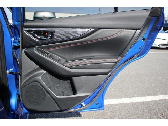 レヴォーグ ＳＴＩスポーツＲ　ＥＸブラックインテリアセレクション　１１．６型ディスプレイ　バックカメラ　フルセグＴＶ　ハーマンカードンスピーカー　デジタルインナーミラー　レーダークルーズコントロール　純正１８インチアルミホイール　ハーフレザーシート（29枚目）