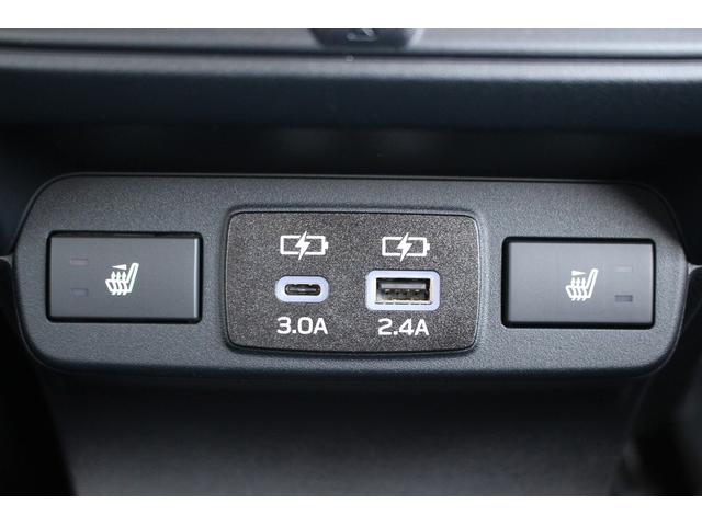 レヴォーグ ＳＴＩスポーツＲ　ＥＸブラックインテリアセレクション　１１．６型ディスプレイ　バックカメラ　フルセグＴＶ　ハーマンカードンスピーカー　デジタルインナーミラー　レーダークルーズコントロール　純正１８インチアルミホイール　ハーフレザーシート（53枚目）