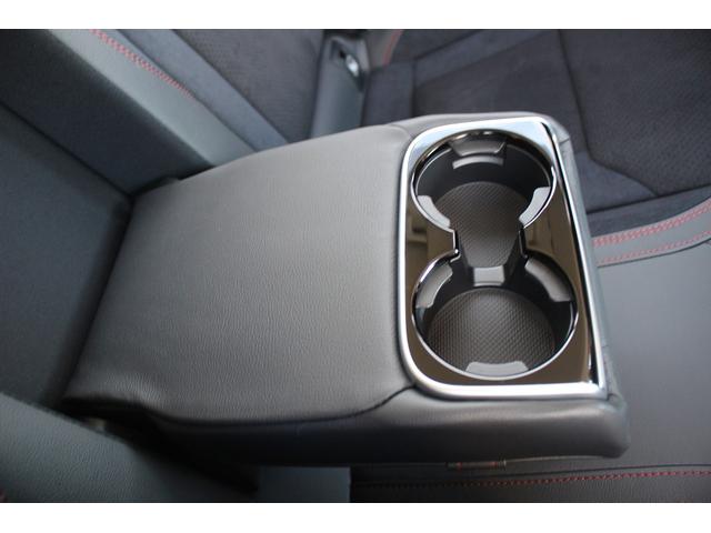 レヴォーグ ＳＴＩスポーツＲ　ＥＸブラックインテリアセレクション　１１．６型ディスプレイ　バックカメラ　フルセグＴＶ　ハーマンカードンスピーカー　デジタルインナーミラー　レーダークルーズコントロール　純正１８インチアルミホイール　ハーフレザーシート（56枚目）