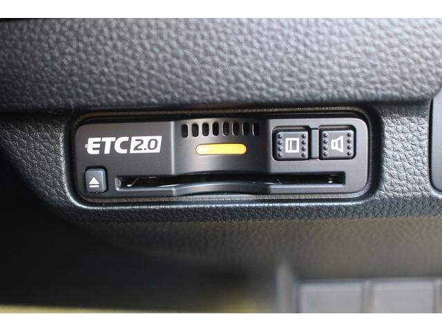 シビック ＲＳ　禁煙車　純正９型ディスプレイオーディオ　フルセグＴＶ　バックカメラ　ＢＯＳＥサウンドシステム　レーダークルーズコントロール　純正１８インチディスプレイオーディオ　ＥＴＣ２．０　クリアランスソナー（6枚目）