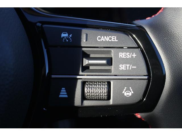 シビック ＲＳ　禁煙車　純正９型ディスプレイオーディオ　フルセグＴＶ　バックカメラ　ＢＯＳＥサウンドシステム　レーダークルーズコントロール　純正１８インチディスプレイオーディオ　ＥＴＣ２．０　クリアランスソナー（7枚目）