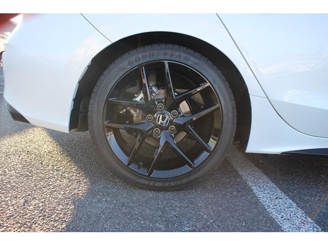 シビック ＲＳ　禁煙車　純正９型ディスプレイオーディオ　フルセグＴＶ　バックカメラ　ＢＯＳＥサウンドシステム　レーダークルーズコントロール　純正１８インチディスプレイオーディオ　ＥＴＣ２．０　クリアランスソナー（18枚目）