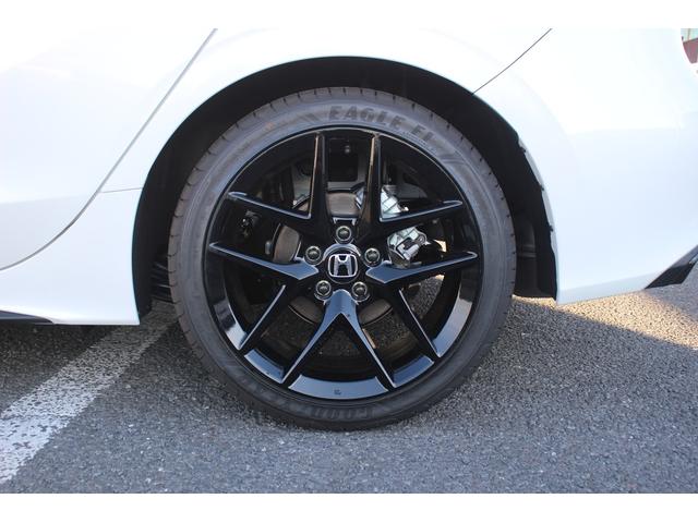 シビック ＲＳ　禁煙車　純正９型ディスプレイオーディオ　フルセグＴＶ　バックカメラ　ＢＯＳＥサウンドシステム　レーダークルーズコントロール　純正１８インチディスプレイオーディオ　ＥＴＣ２．０　クリアランスソナー（19枚目）