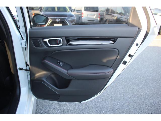 シビック ＲＳ　禁煙車　純正９型ディスプレイオーディオ　フルセグＴＶ　バックカメラ　ＢＯＳＥサウンドシステム　レーダークルーズコントロール　純正１８インチディスプレイオーディオ　ＥＴＣ２．０　クリアランスソナー（39枚目）