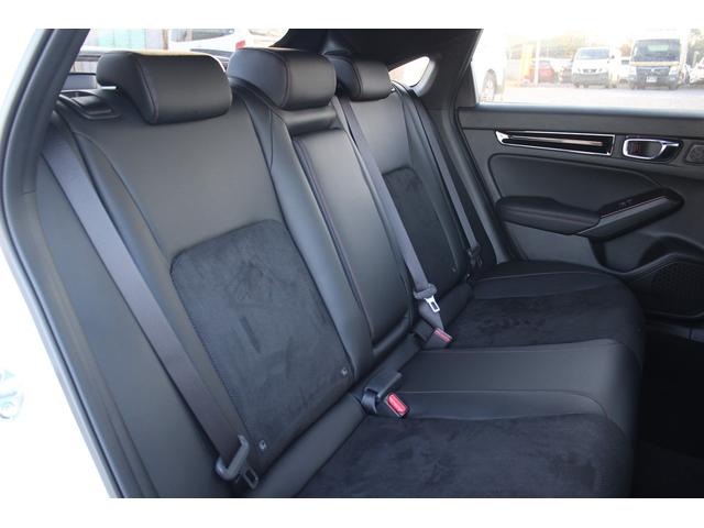 シビック ＲＳ　禁煙車　純正９型ディスプレイオーディオ　フルセグＴＶ　バックカメラ　ＢＯＳＥサウンドシステム　レーダークルーズコントロール　純正１８インチディスプレイオーディオ　ＥＴＣ２．０　クリアランスソナー（40枚目）