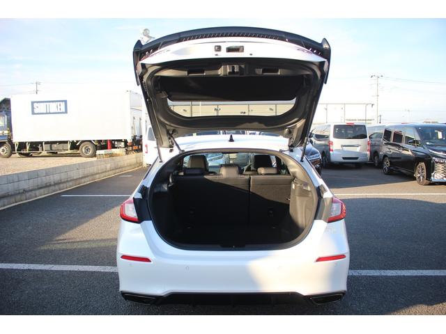 シビック ＲＳ　禁煙車　純正９型ディスプレイオーディオ　フルセグＴＶ　バックカメラ　ＢＯＳＥサウンドシステム　レーダークルーズコントロール　純正１８インチディスプレイオーディオ　ＥＴＣ２．０　クリアランスソナー（69枚目）