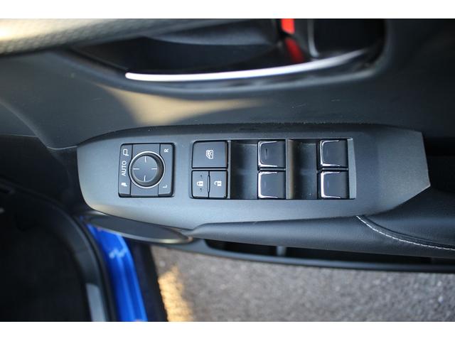 ＮＸ ＮＸ３００ｈ　Ｆスポーツ　後期型　禁煙車　純正１０．３インチナビ　三眼ＬＥＤヘッドライト　フルセグＴＶ　全周囲カメラ　温冷黒革シート　ブラインドスポットモニター　ＥＴＣ２．０　レーダークルーズコントロール　電動リアゲート（68枚目）