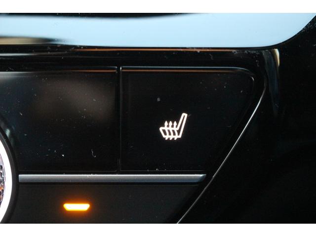 シビック ＲＳ　禁煙車　６ＭＴ　純正９インチナビ　フルセグＴＶ　バックカメラ　ＬＥＤヘッドライト　温熱黒半革　ＥＴＣ２．０　レーダークルーズコントロール　レーンキープアシスト　クリアランスソナー　ブラインドスポット（11枚目）