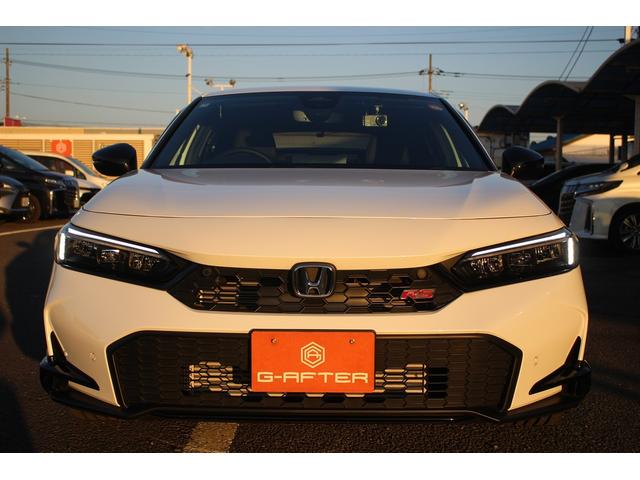 シビック ＲＳ　禁煙車　６ＭＴ　純正９インチナビ　フルセグＴＶ　バックカメラ　ＬＥＤヘッドライト　温熱黒半革　ＥＴＣ２．０　レーダークルーズコントロール　レーンキープアシスト　クリアランスソナー　ブラインドスポット（15枚目）