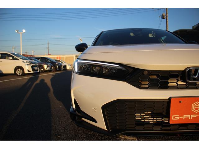 シビック ＲＳ　禁煙車　６ＭＴ　純正９インチナビ　フルセグＴＶ　バックカメラ　ＬＥＤヘッドライト　温熱黒半革　ＥＴＣ２．０　レーダークルーズコントロール　レーンキープアシスト　クリアランスソナー　ブラインドスポット（26枚目）